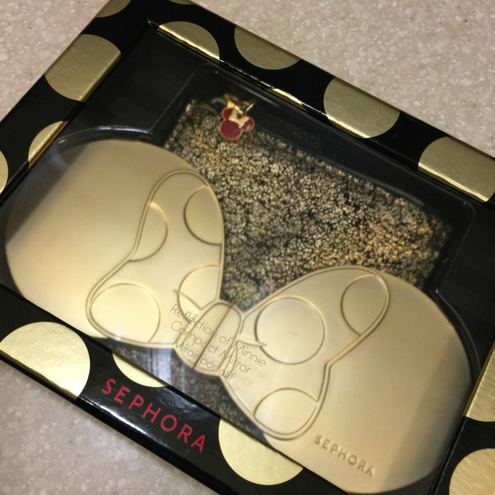 Sephora Gold Compact- Mini Mouse design. Sealed box
